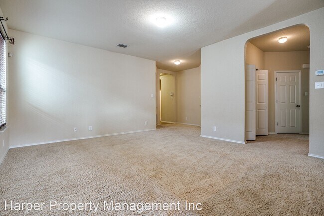 Foto del edificio - 3 br, 2 bath House - 12206 Dewitt Way
