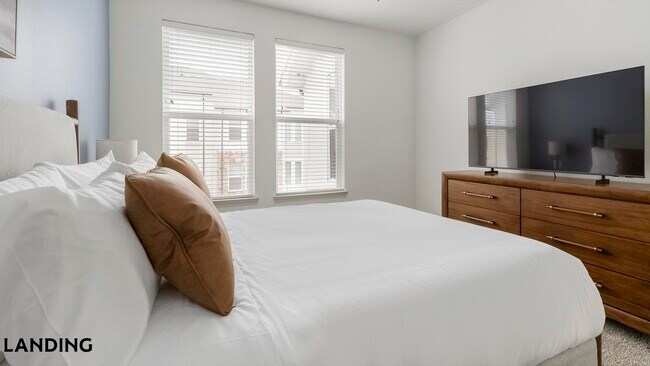 Foto del edificio - 241 N Overlook Dr