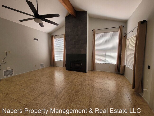 Foto del edificio - 3 br, 2 bath House - 16444 N. Dixie Mine T...