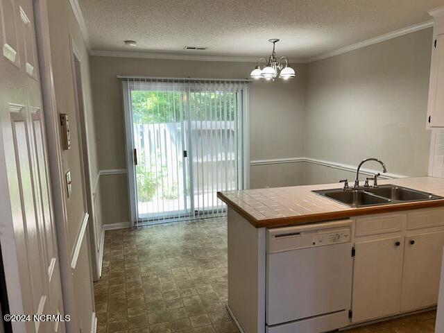 Foto del edificio - 904 Spring Forest Rd