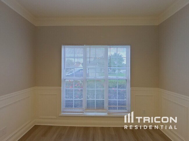 Foto del edificio - 4882 Aldridge Pl NW