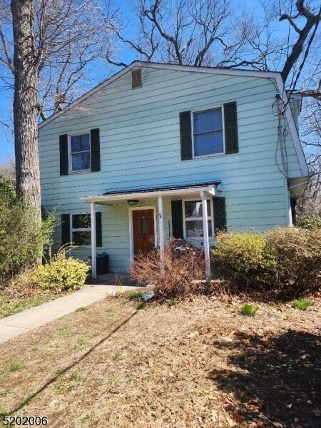 Primary Photo - 441 Lakeview Ave