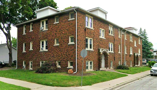 Photo du bâtiment - 714 Elliott St E