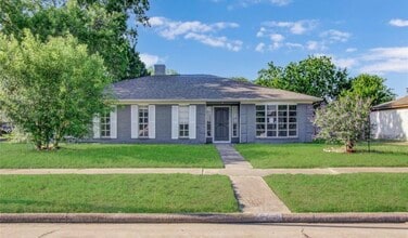 Building Photo - 9430 Claridge Dr