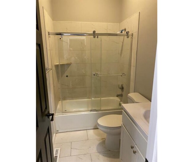 Foto del edificio - 833 N Fulton Ave