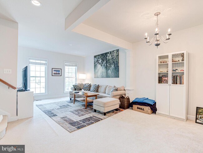 Building Photo - 2510 Terra Cotta Cir