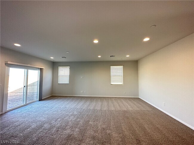 Building Photo - 60 Sonata Dawn Ave