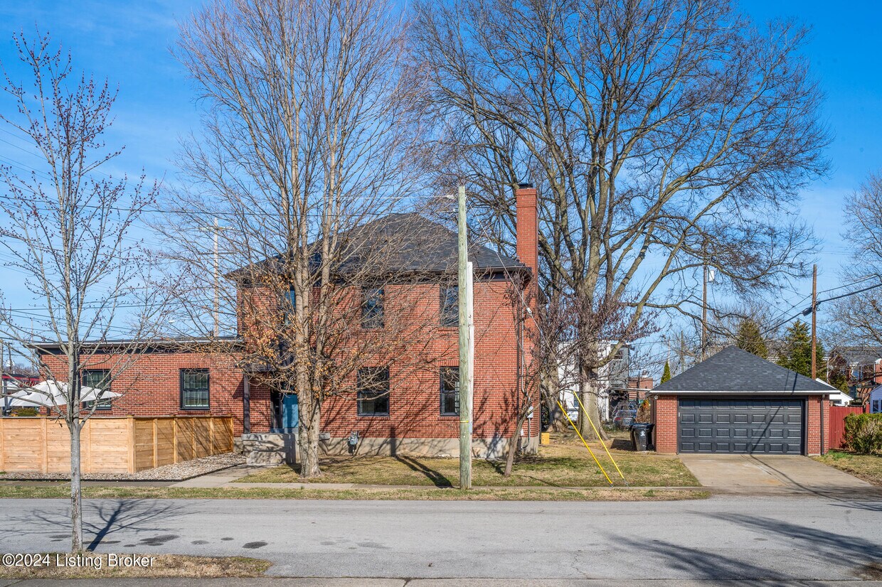 Foto principal - 403 Cornell Pl