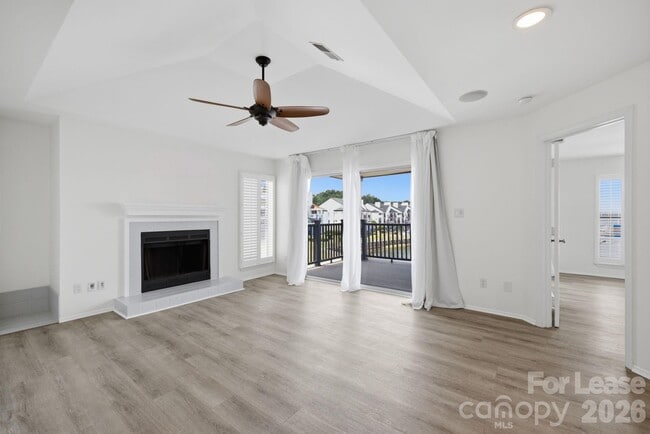Building Photo - 18883 Vineyard Point Ln