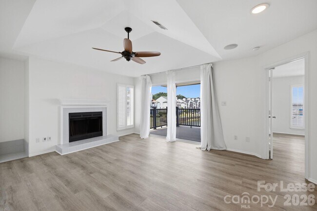 Foto del edificio - 18883 Vineyard Point Ln