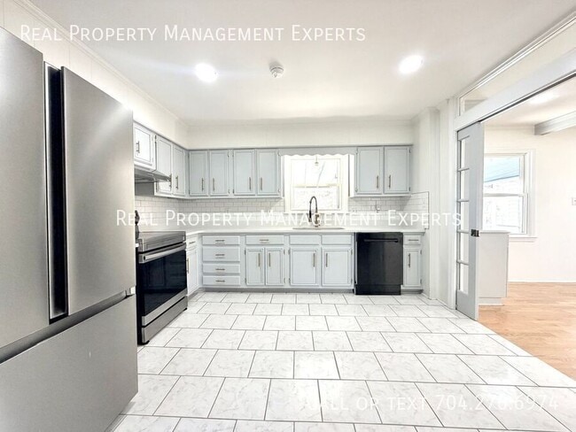 Foto del edificio - 10109 Windrift Rd