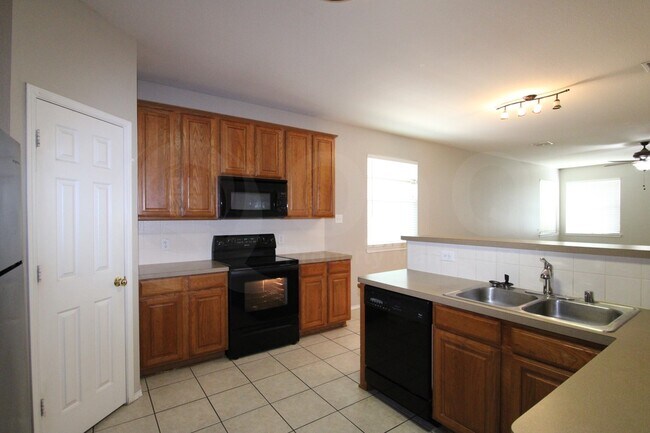 Building Photo - 4126 Carrington Dr