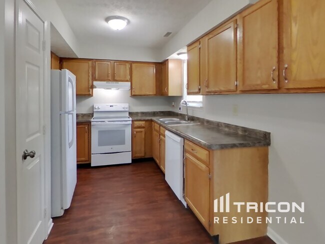 Building Photo - 6407 Perry Pines Ct