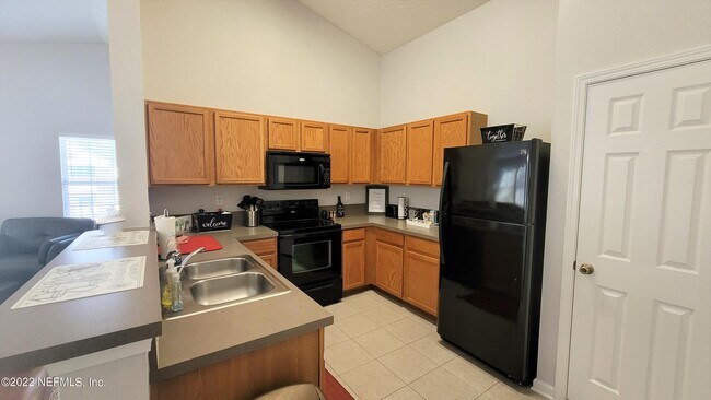 Foto del edificio - 2200 Marsh Hawk Ln