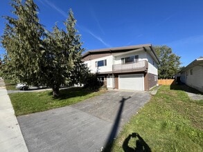 Building Photo - 775 Miller Ave