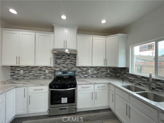 Building Photo - 10443 Ashdale St