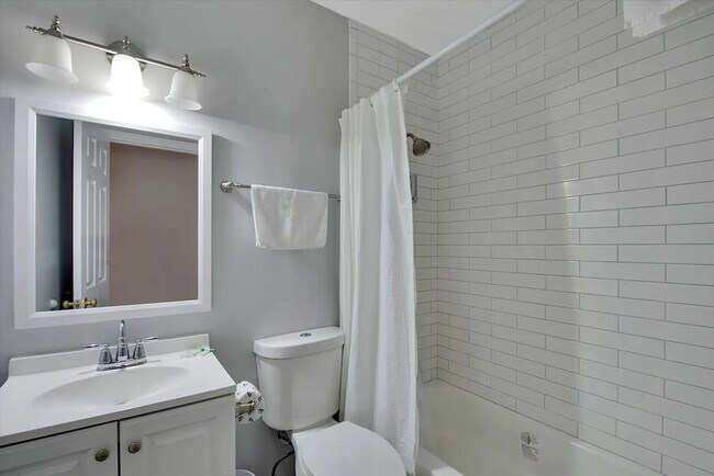 Bathroom. - 4206 Castleman Ave