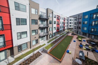 Interior Photo - CityWay