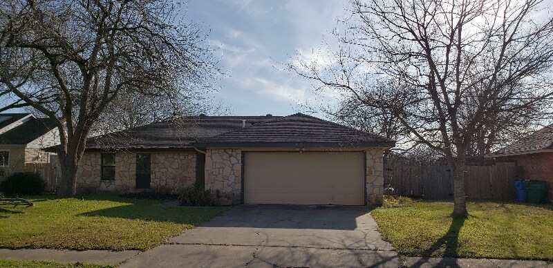 Primary Photo - 603 Cedar Ridge Dr