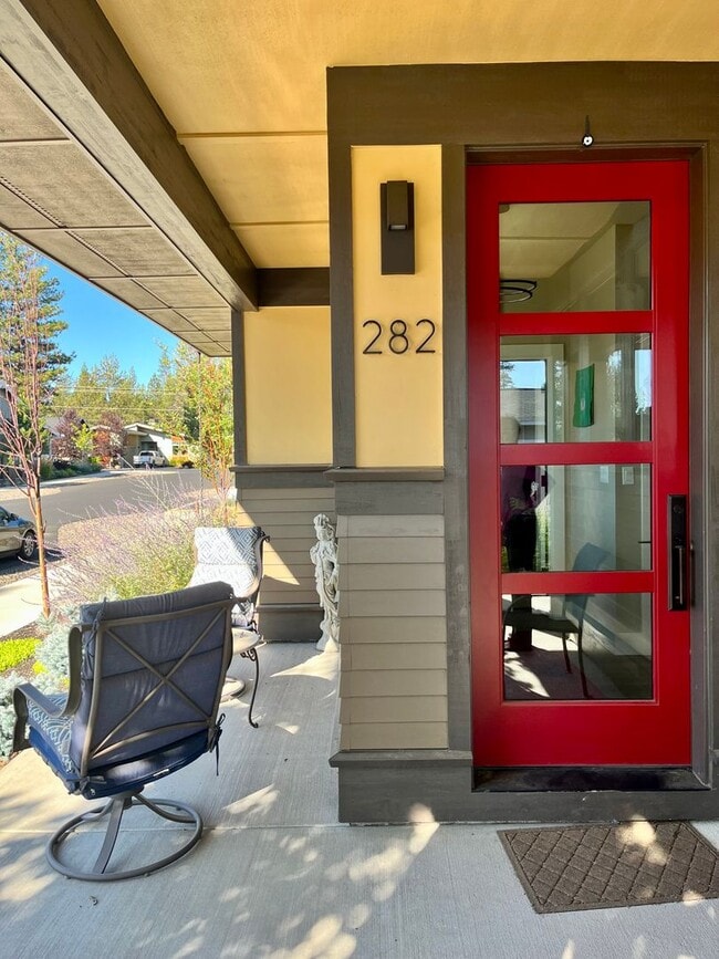 Building Photo - Stunning Prairie style 2bd/2bath + office in ClearPine!