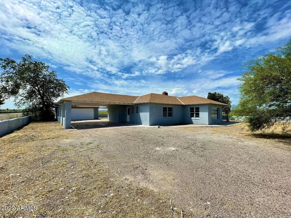 Primary Photo - 2929 E U.S. Hwy 70