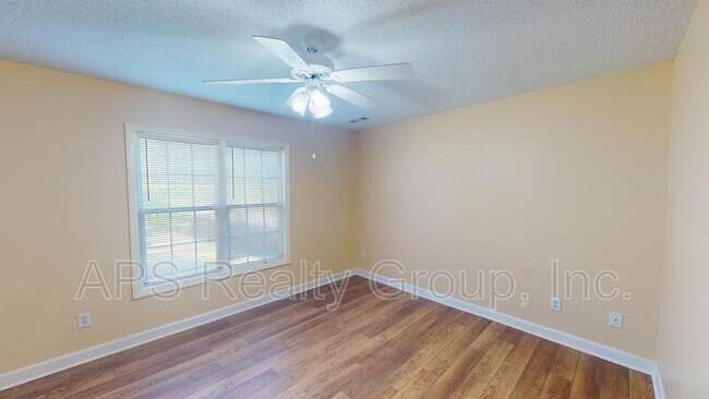 Building Photo - 1707 Park Terrace Ln