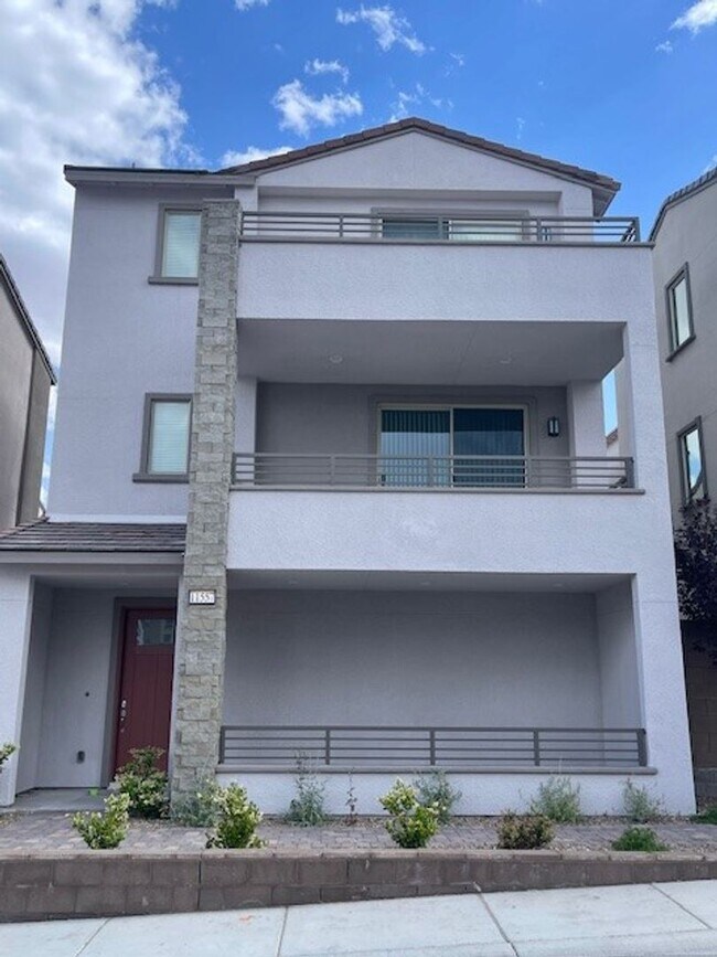 Building Photo - Beautiful and Brand New Home in Summerlin ...
