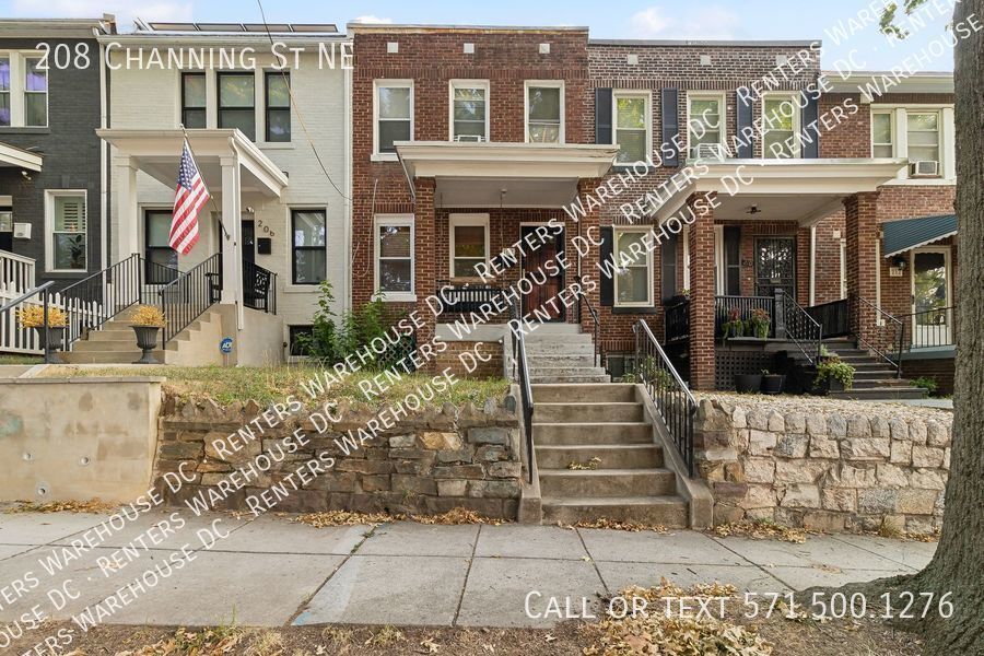 Primary Photo - 3Bd//1Bth TH nestled in the heart of Brook...