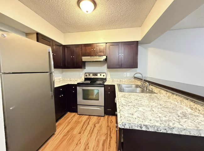 Building Photo - 6511 San Juan Ave