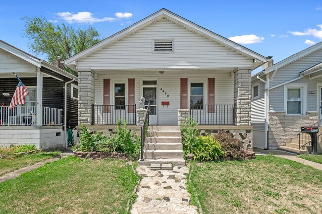 Building Photo - 4822 Allemania St