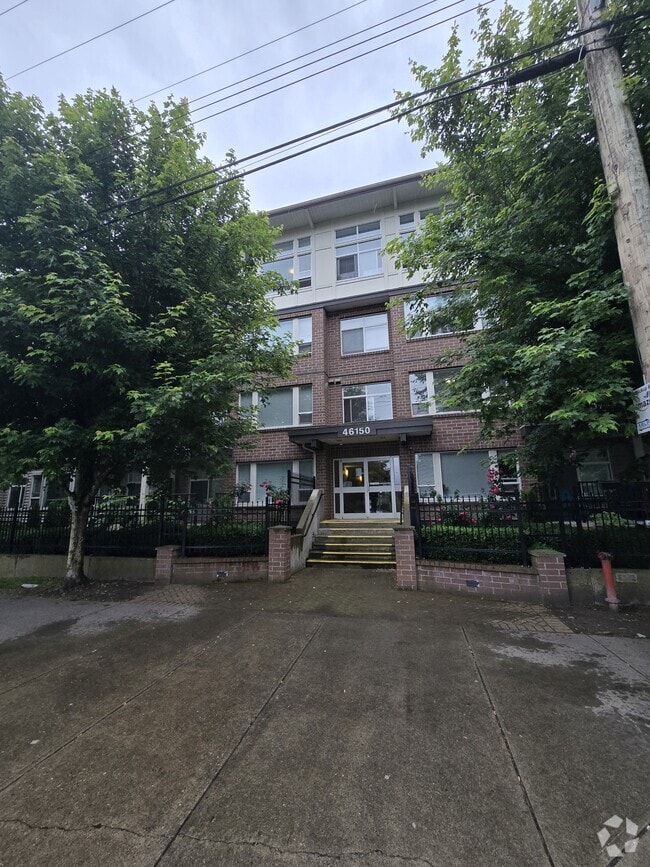 Building Photo - 46150-46150 Bole Ave