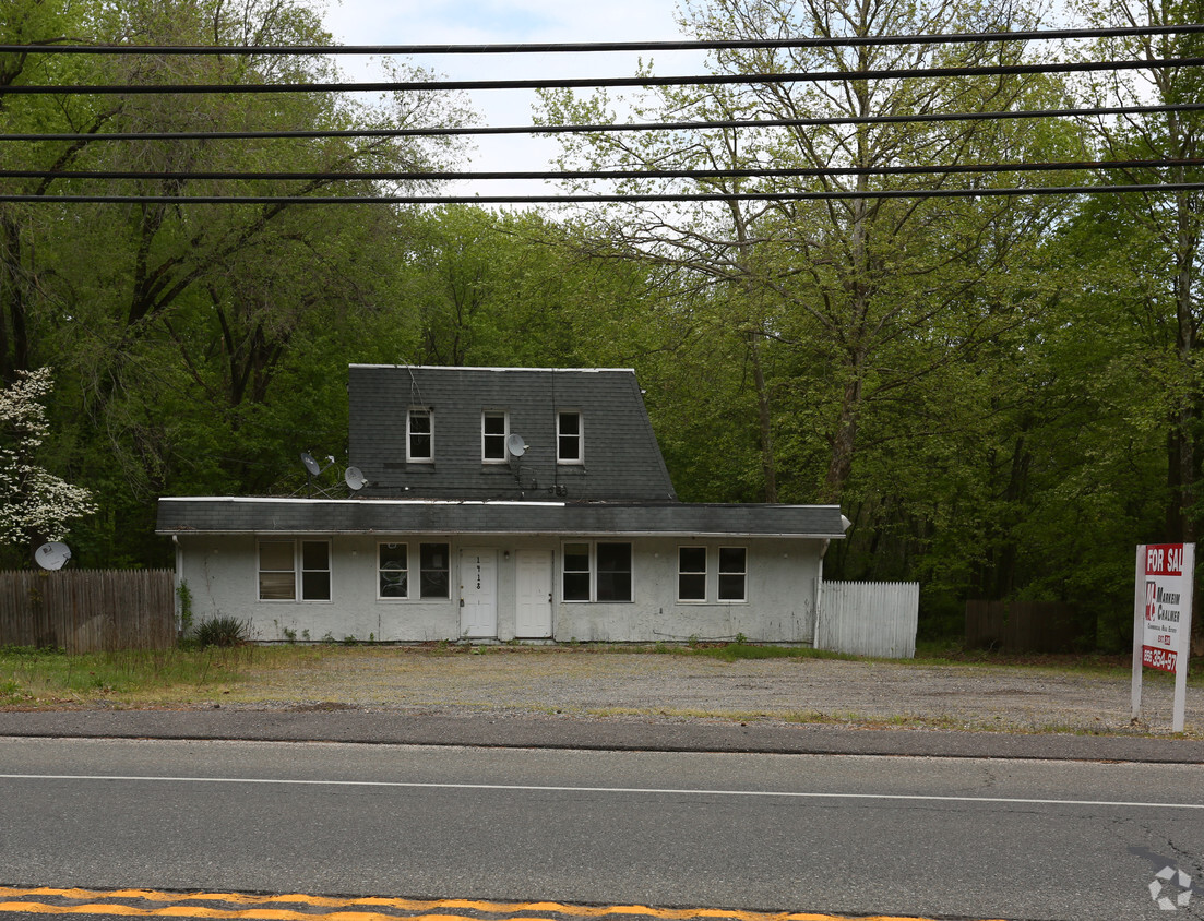 Building Photo - 1418 Route 206