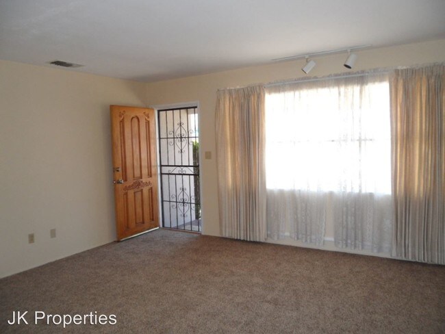 Foto del edificio - 3077 Murray Ridge Rd