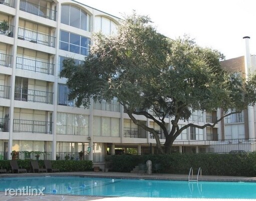 Building Photo - 5225 Fleetwood Oaks Ave