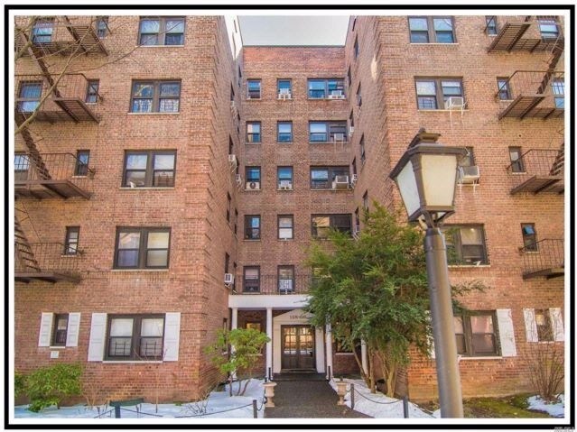 Primary Photo - 11866 Metropolitan Ave