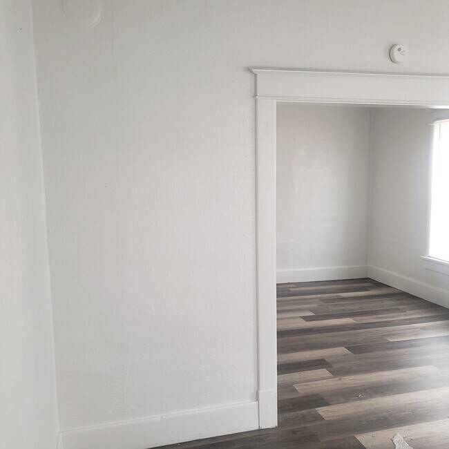 709 W 7th St, Ogallala, NE 69153 House Rental in Ogallala, NE