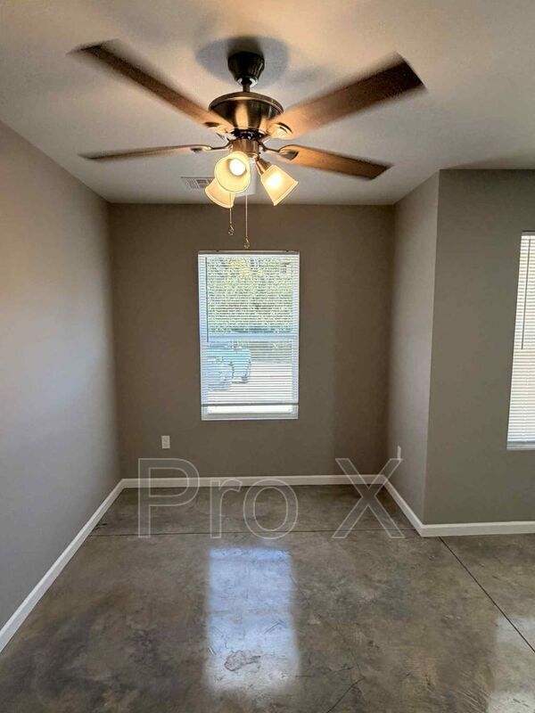 Building Photo - 285-287 S 4th St