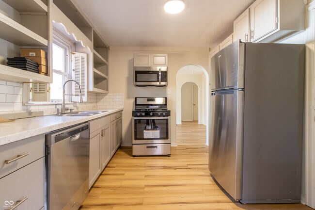 Foto del edificio - 1730 E 75th St