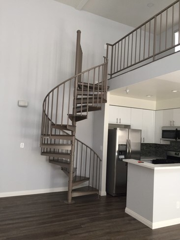 Foto del edificio - 7035 Lanewood Ave
