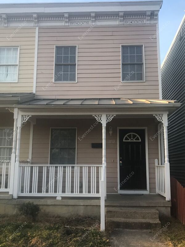 Primary Photo - 1713 Everett St
