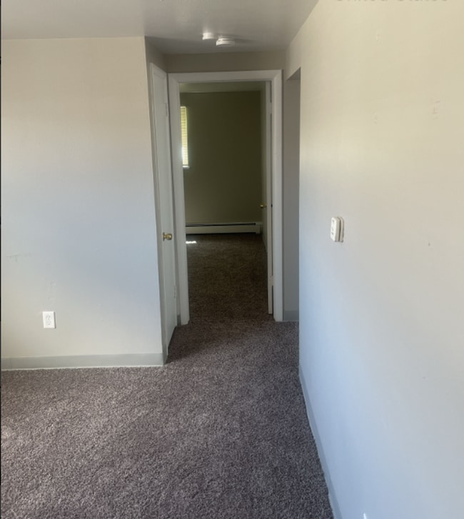 Photo - 2 Bedroom 1 Bathroom Westminster Quadplex - Lower unit Apartment