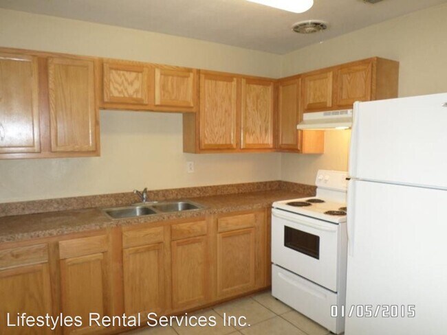 Building Photo - 3 br, 1 bath House - 8342 Brackridge Blvd S