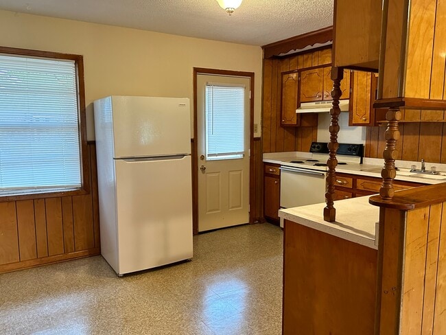 Building Photo - 791 Sookalena St