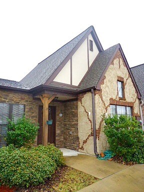 Primary Photo - 8308 Franklin Ln