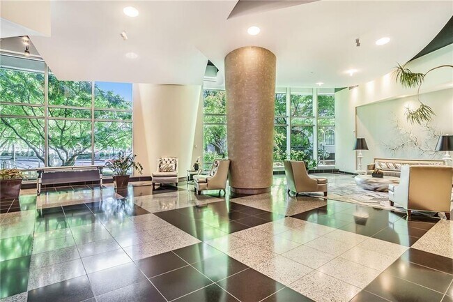 Foto del edificio - 3338 Peachtree Rd NE