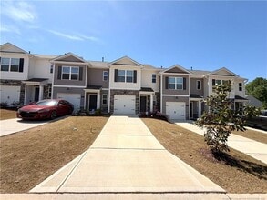 Building Photo - 106 Red Maple St
