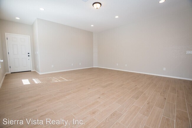 Building Photo - 3 br, 2 bath House - 3814 Big Bend St