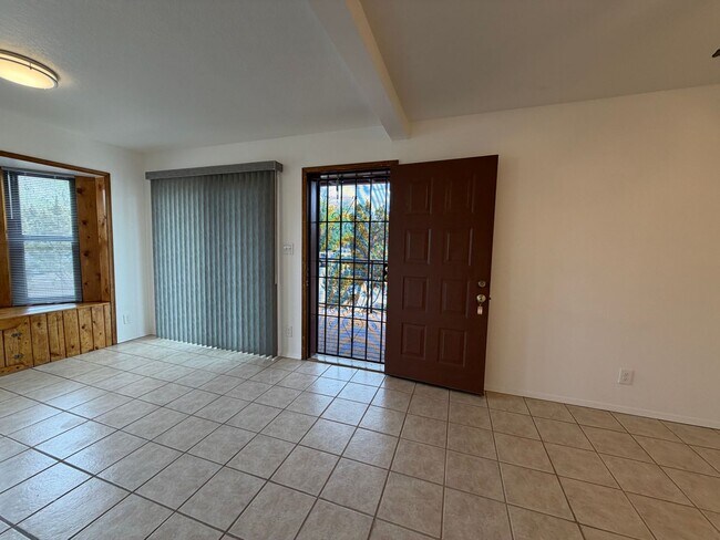 Foto del edificio - 1307 Rufina Ln