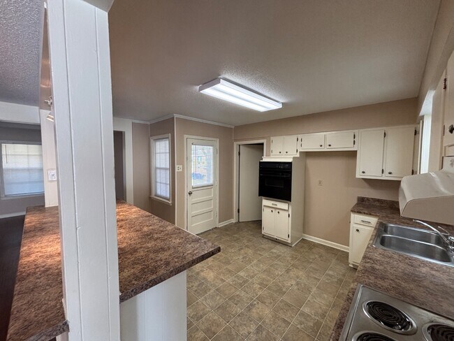 Foto del edificio - 6341 Wedgewick Cove