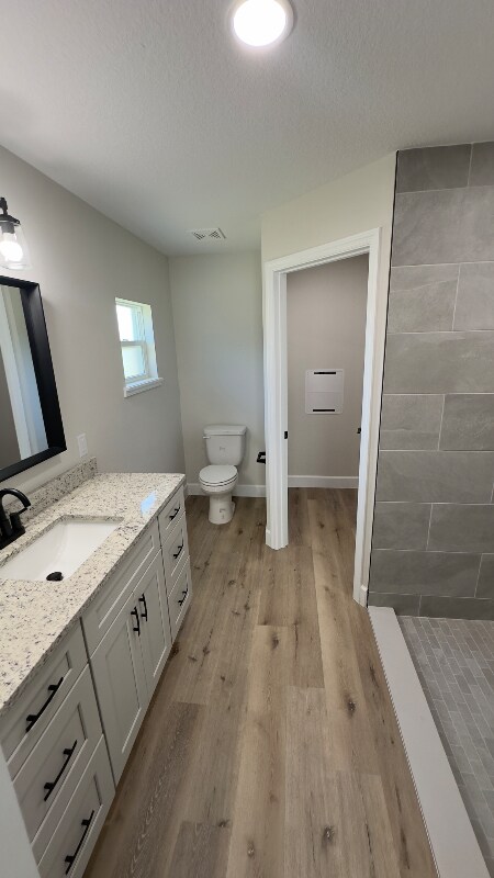 Foto del edificio - 303 E Oak St